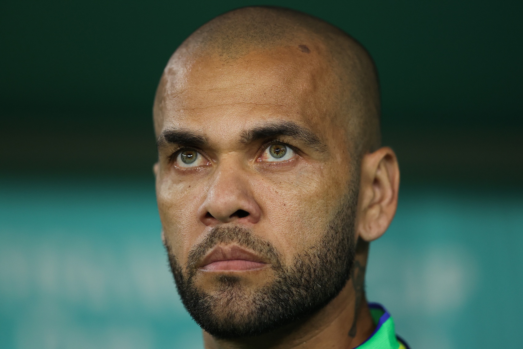 杏彩体育APP-老板兼球员！阿尔维斯收购葡乙球队并注册为球员，未来还考虑执教